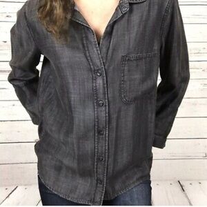 Cloth & Stone Tencel Button Down Shirt Raw hem Size X Small